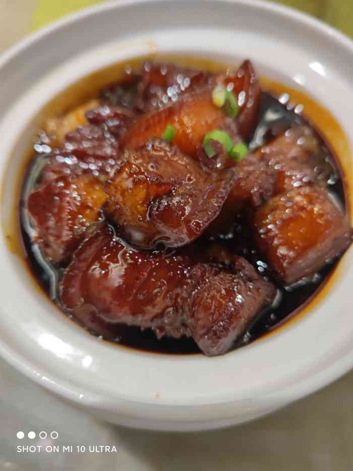 小菜园新徽菜(南京河西金鹰店)-"有人说,人生唯有梦想与美食不可辜负.