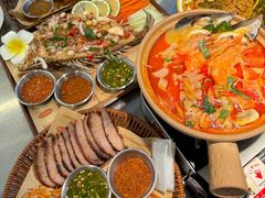 -小小集渔·泰式大排档(太古里香槟店)