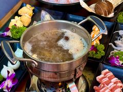 -丽江庭院·云南野生菌·海鲜火锅(鼓楼四合院店)