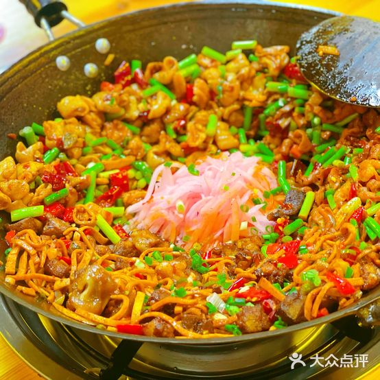 保靖特色锅锅菜