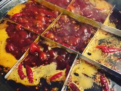 -岗上渣渣老火锅(两路口店)