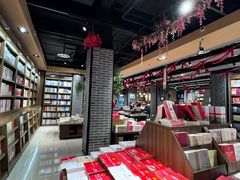 -南岸新华书店