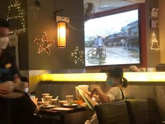 -大头虾越式风味餐厅(光明广场店)
