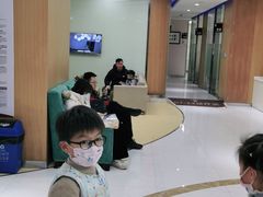 -雅悦齿科(顾村公园店)