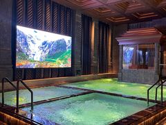 -浅深(世茂滨江精品店)