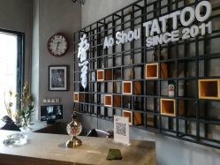 点击看大图 店内环境-鳌首刺青纹身 穿孔饰品店