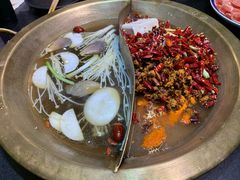 -沸炉重庆老火锅(军事博物馆店)