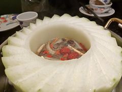 -得意咚瓜·顺德鱼生·冬瓜火锅(深圳首店)