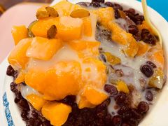 鲜芒果红豆炼乳-梁子刨冰王&梁小糖(王顶堤店)
