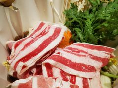 -枝魯枝魯自助料理