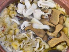 -民食香·腊排骨野生菌美食(木府店)
