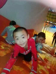 -六月巴士童乐园(抚顺罕王商场店)