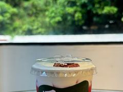 咸牛乳气泡水-周大娘牛乳(旧寨古村总店)