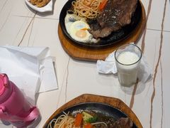 -豪享来牛排(人民店)