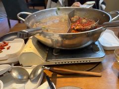 -天成·潮州牛肉脆肉鱼生蚝自助火锅