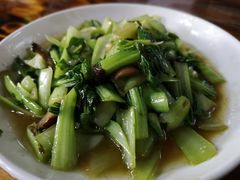 香菇炒青菜-咸亨酒店