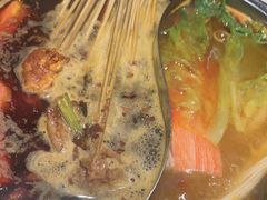 -佰人王串串香火锅(洋珠巷店)