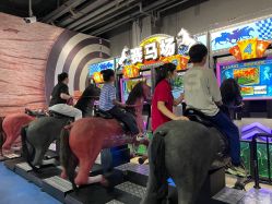 点击看大图 -嗨翻Hi-Fun竞技主题乐园·蹦床团建生日聚会(五棵松华熙店)