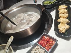 -喃喃椰·糟粕醋·椰子鸡火锅(七堡花园店)