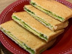 咖椰吐司-HELLO 27 意面·沙拉·帕尼尼