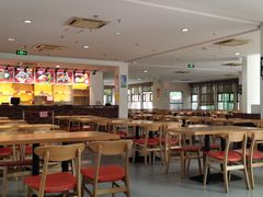 大堂-上海野生动物园老虎餐厅