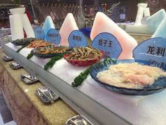 -小天鹅戴斯酒店鲸鲨百汇创作料理