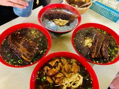 -小龙大肉面馆