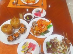 -武汉世茂希尔顿酒店·汇·全日餐厅