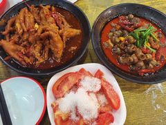 -老闵田螺馆·南昌特色小炒(梦时代店)