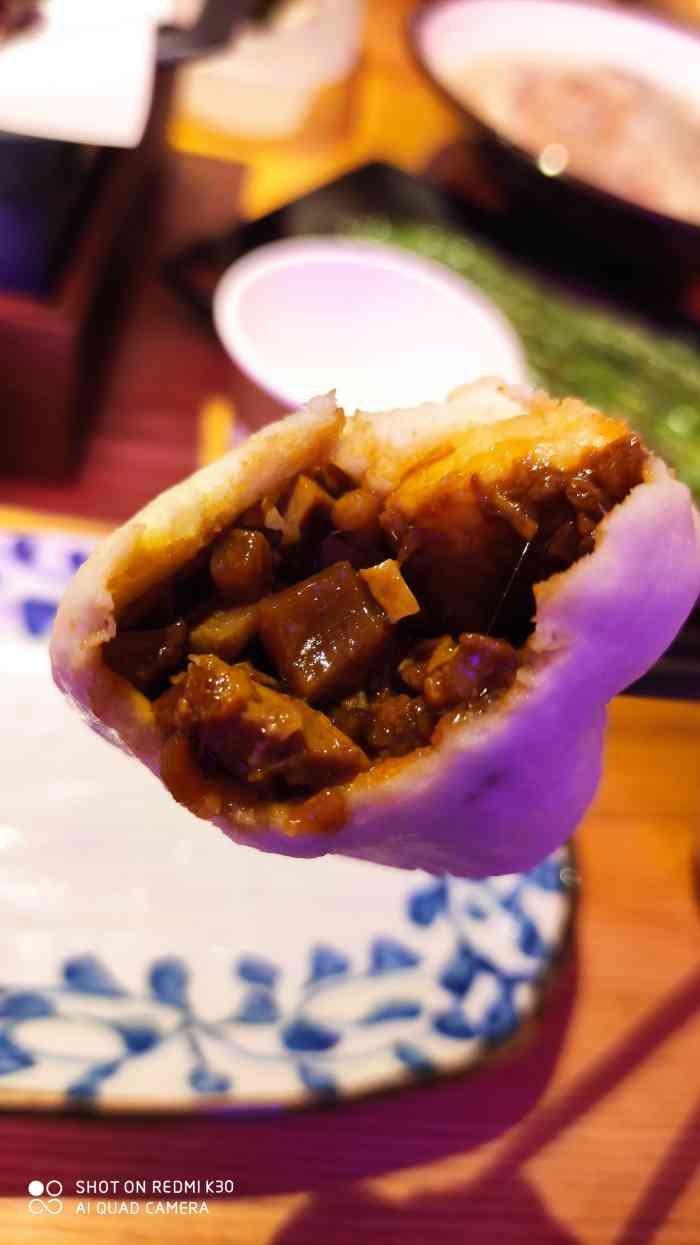 金包子(金银潭永旺店)-"[薄荷]环境:手扶电梯一上到4楼就看到.