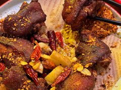 -老闵田螺馆·南昌市井菜·特色小吃(总店)