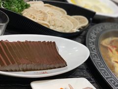 -杨肥肠火锅大排档(火车站花园店)