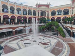 -佛罗伦萨小镇广佛名品奥特莱斯(疏港路店)