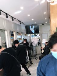 -一東造型烫发染发