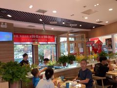 大堂-嘉和一品粥(马家堡店)