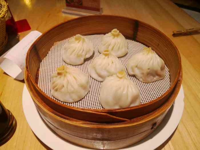 王家沙点心店(虹桥机场店)-"服务是真心差 一群上海老阿姨 好吧 你老.