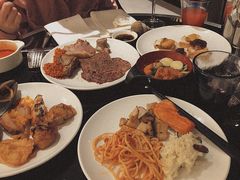 鹅肝-索菲特酒店 · 云尚天际自助餐厅