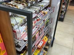 -全家便利店(杭州龙翔桥地铁站店)