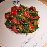平时朋友小聚真的是很合适的，总体来说挺不错的一家餐馆