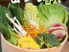 -三出山火锅(南京万象天地店)