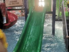 -兴芮温泉度假区