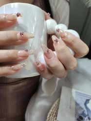 -尤米一站式美甲美睫