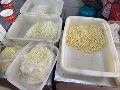 -中山牛肉肥肠粉面馆(军工社区店)