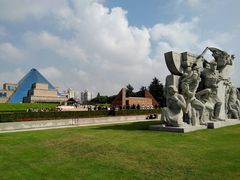 -上海市龙华烈士陵园