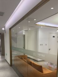 -亿美医疗美容·半岛大超炮官方授权店