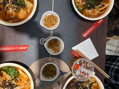 -丽丽三鲜螺蛳粉(田林路店)