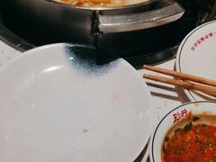 -三人行骨头王火锅(长寿店)