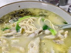 -明呈黄鱼面馆(斜土路店)