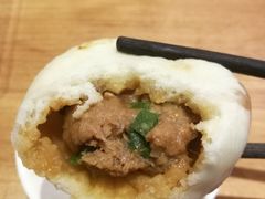 -凤起龙游老面包子(凯德晶品店)