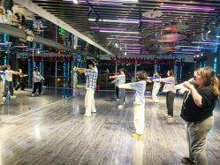 -泫舞舞蹈工作室